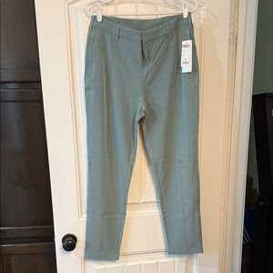 32 Degrees Women's Straight Leg Pants in Light Green